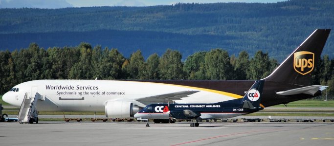 UPS B-767 (og CCA Saab 340).jpg