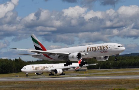 2 xEmirates.jpg