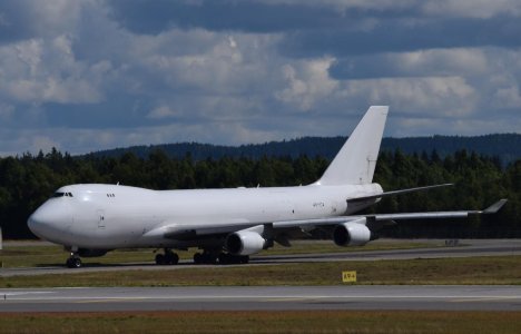 4X-ICA B747F.jpg