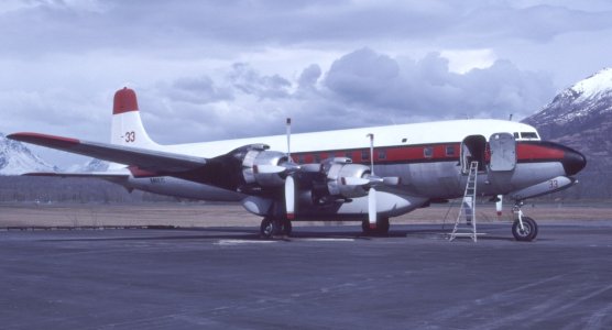 N4887C.2.JPG