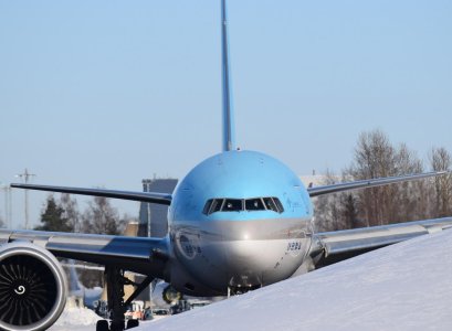 HL8285 KE B777F.jpg