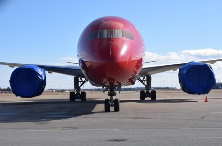 B787.jpg