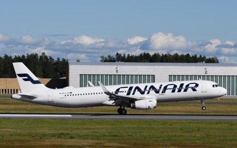 OH-LZK FINNAIR A321.jpg