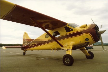 Beaver Mk.1 N130WA @ BGO.jpg