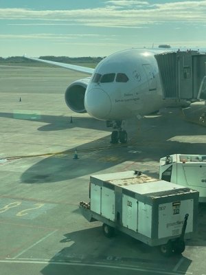 UX787.jpg