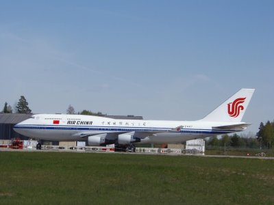 Air China B744.jpg
