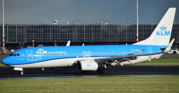 PH-BXI B738.jpg