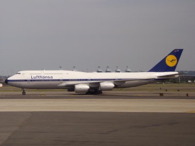 LH748.jpg