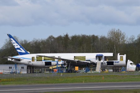 B787.jpg