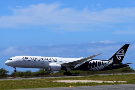 NZ B789 ZK-NZH.jpg