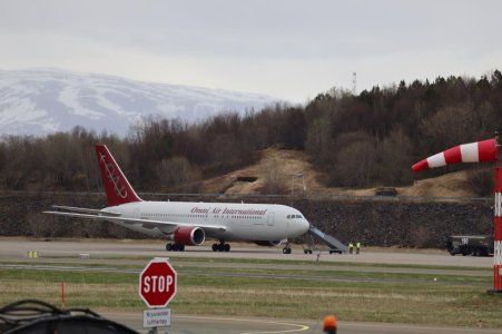 Omni_N207AX.jpg