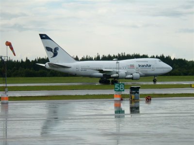 ep-iad boeing 747-sp-86.jpg