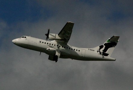 AirAtlantique_ATR-42-300_c_06082006_.jpg