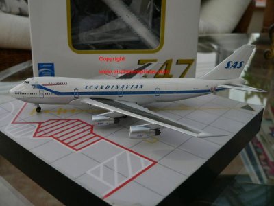 SAS_747-200_oc_combi_SE-DFZ_AC.jpg