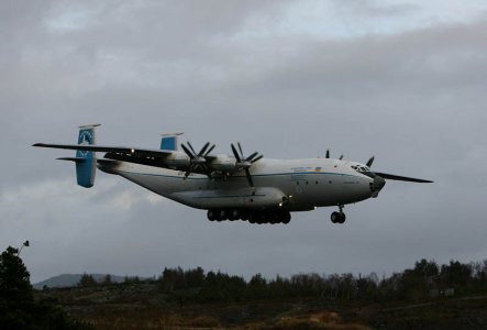 AN-22_UR-09307_b_06-01-2007_.jpg