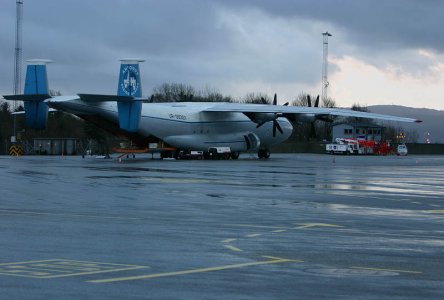 AN-22_UR-09307_g_06-01-2007_.jpg