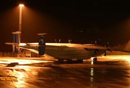 AN-22_UR-09307_b_07-01-2007_.jpg