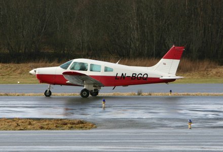 Bergen_Aero_Klubb_Piper_PA-28_LN-BGQ_.jpg