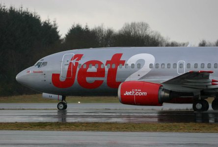 Jet2_737-377_G-CELA_e_.jpg