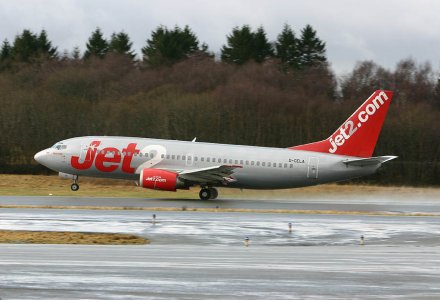Jet2_737-377_G-CELA_h_.jpg