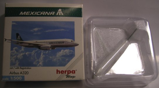 Mexicana_A-320_b_.jpg