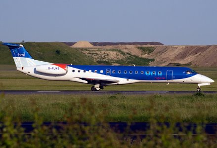 G-RJXB_CHP_2007-06-10.jpg