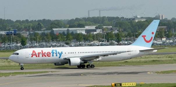 b767-300_arkefly_ams.jpg