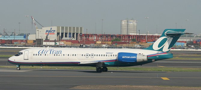 b717_fl_ewr.jpg