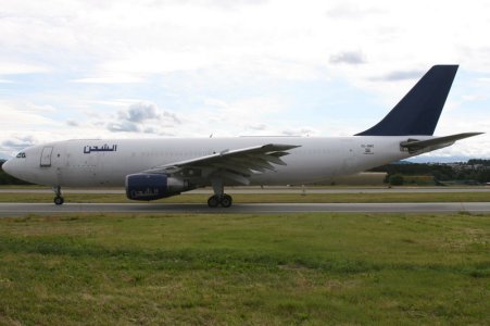SU-BMZ off 1-800.jpg