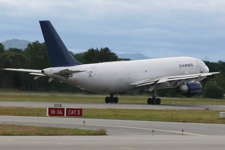 SU-BMZ off 3-800.jpg
