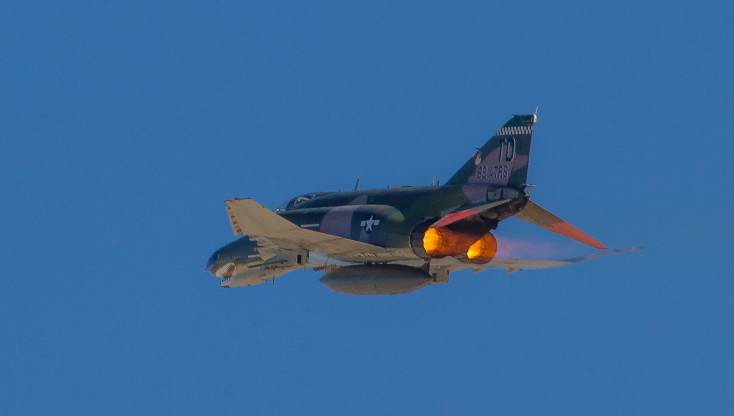 nellis52.jpg