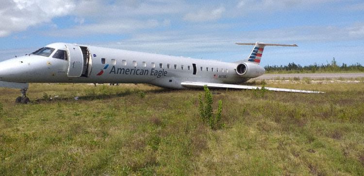 envoy_e145_n674rj_freeport_201024_1.jpg