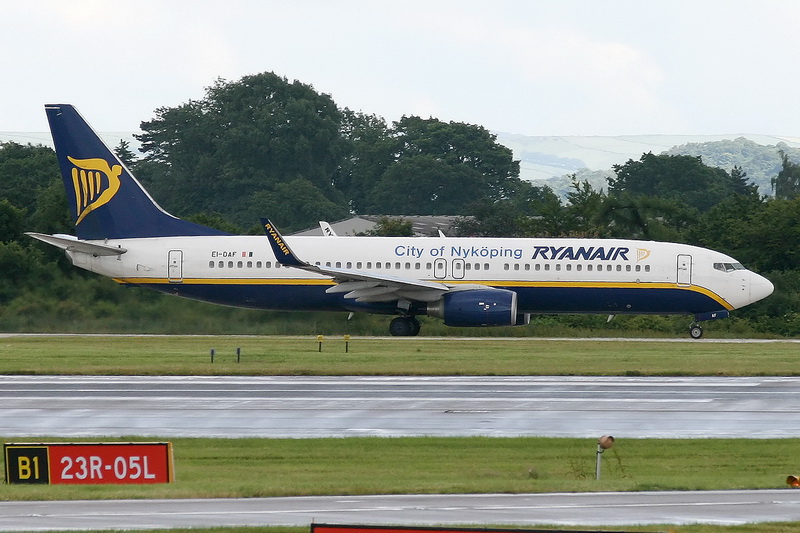 man2906_5.jpg