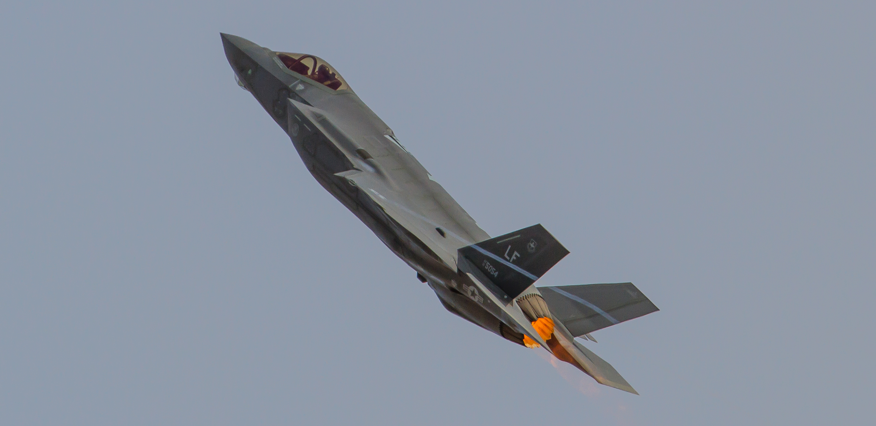 nellis2.jpg
