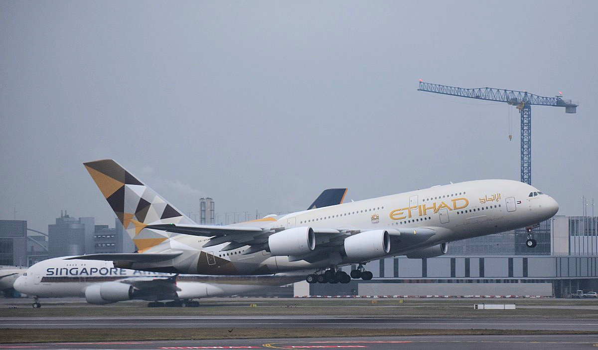lhr01.jpg