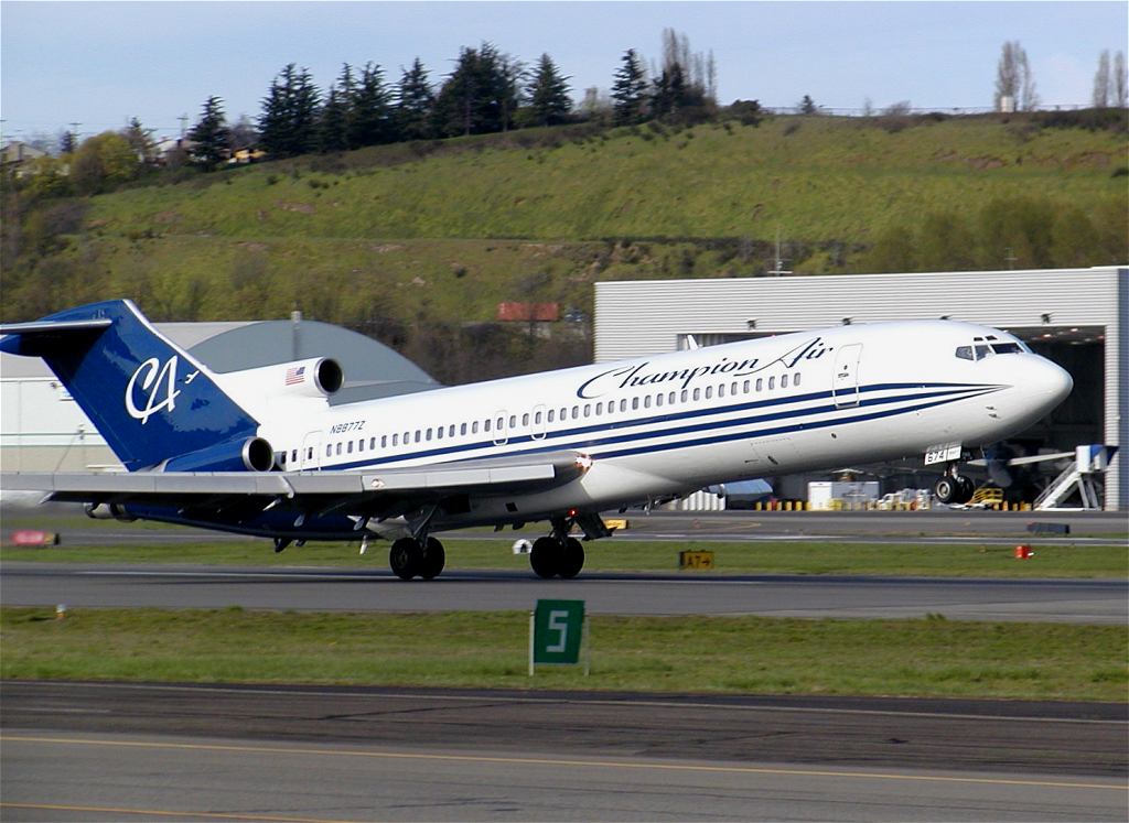 N8877Z.jpg