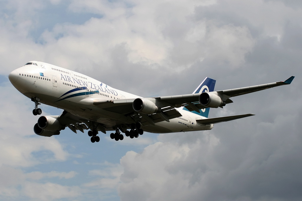 lhr56.jpg