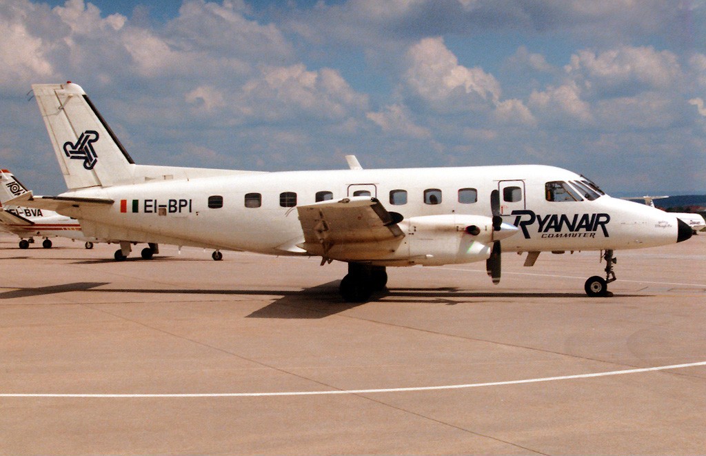 Ryanair_EMB-110.jpg