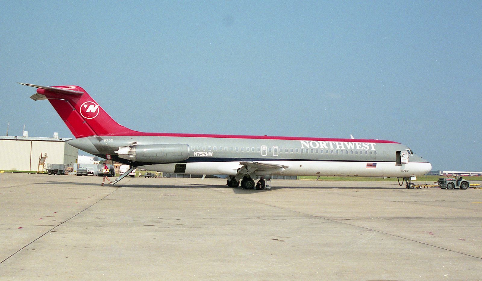 N752NW.jpg