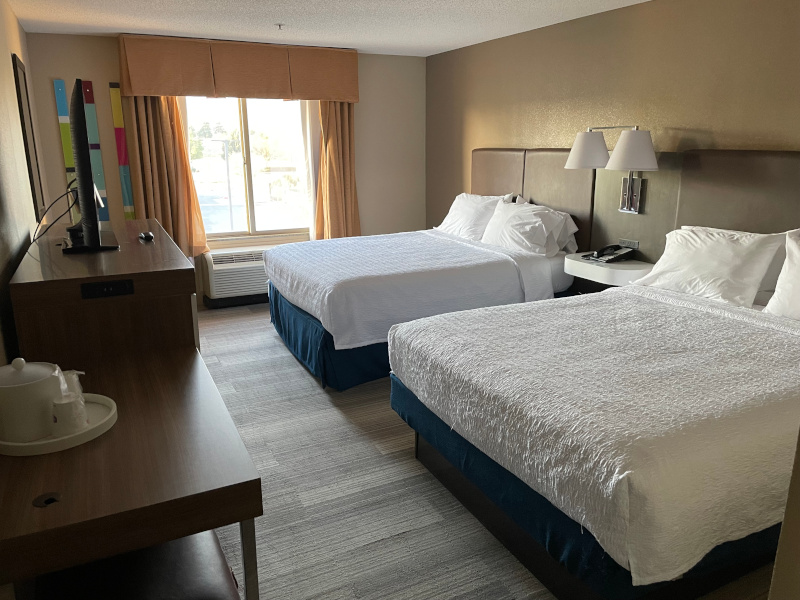 12-Hampton-Inn.jpg