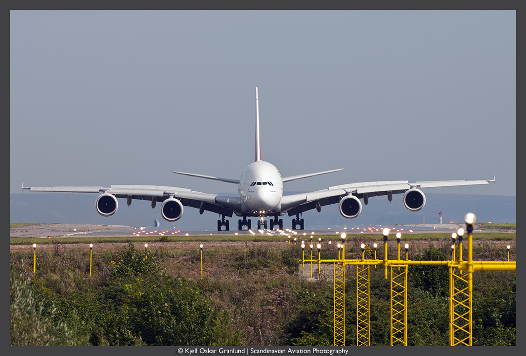 Airliner_KOG044.jpg