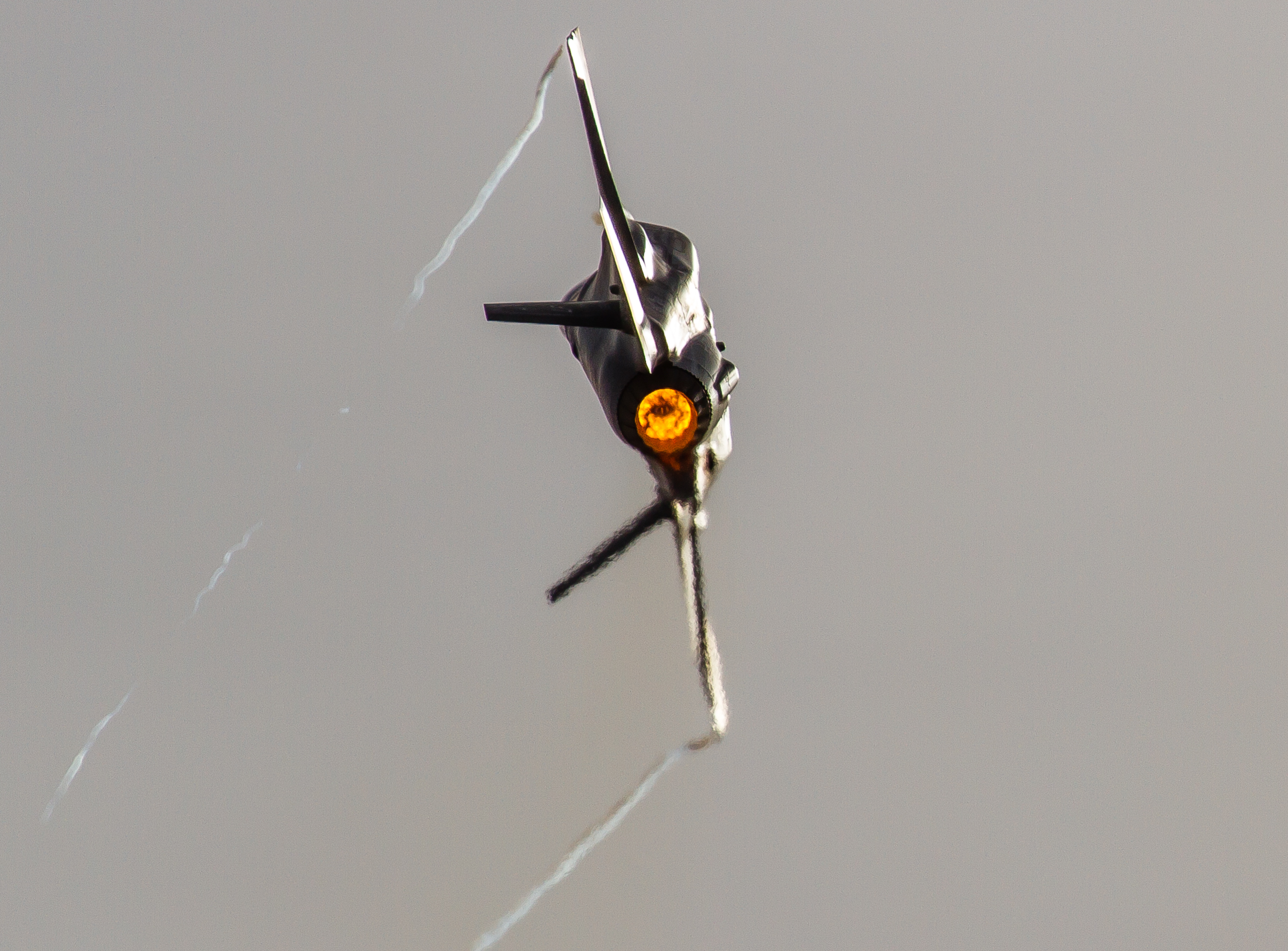 nellis19.jpg