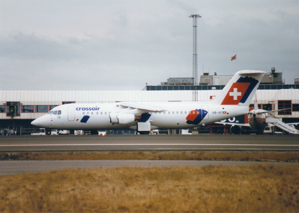 HB-IXT.jpg