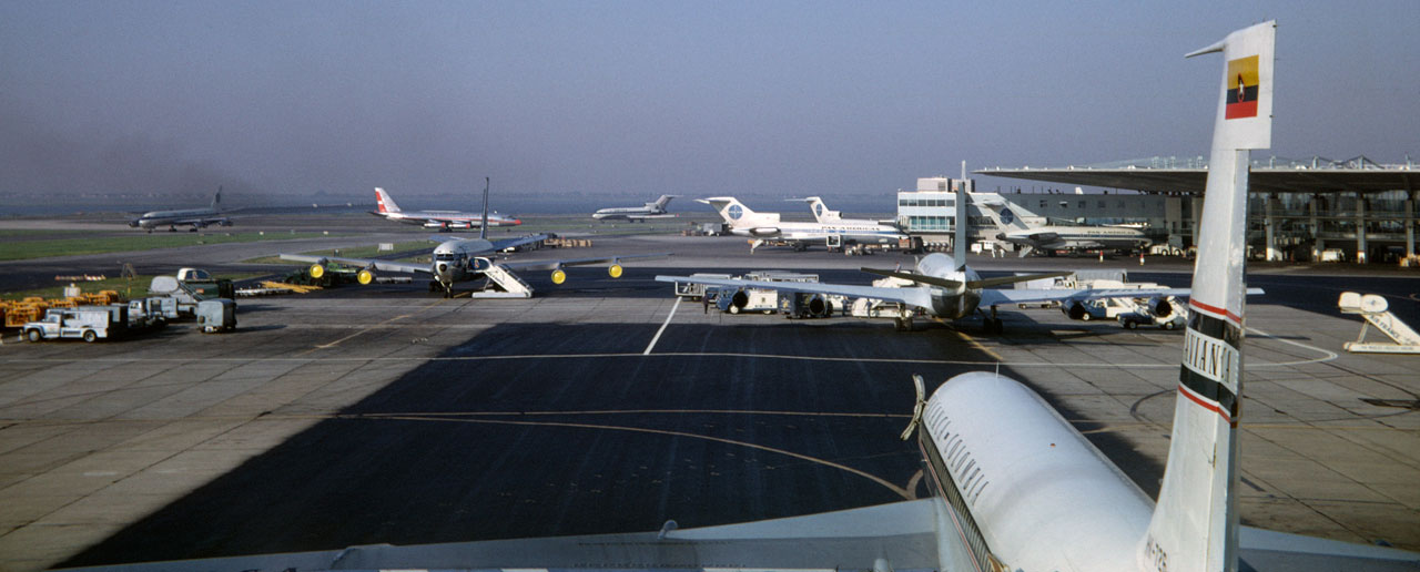 JFK_PanAm_1966_1280a.jpg