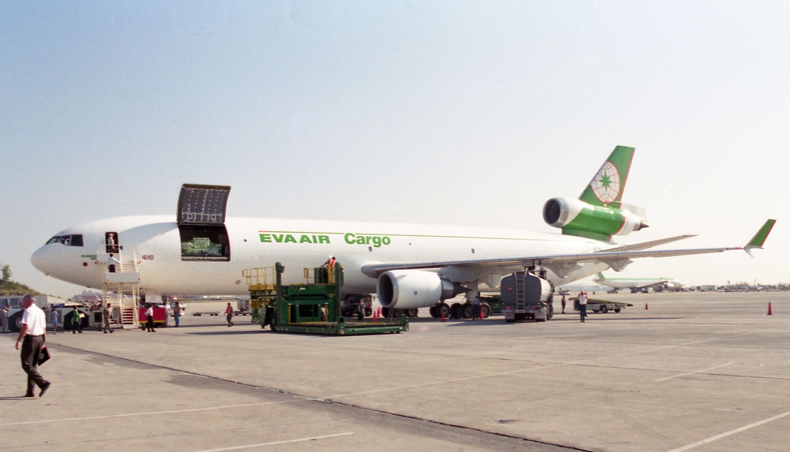 B-16110.jpg