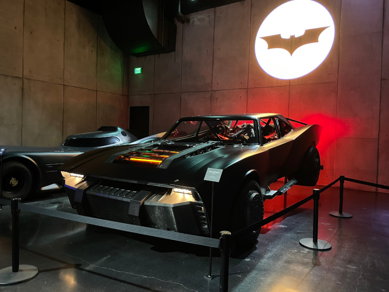 14-Warner-Bros2.jpg