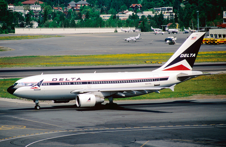 N817PA-001-740.jpg