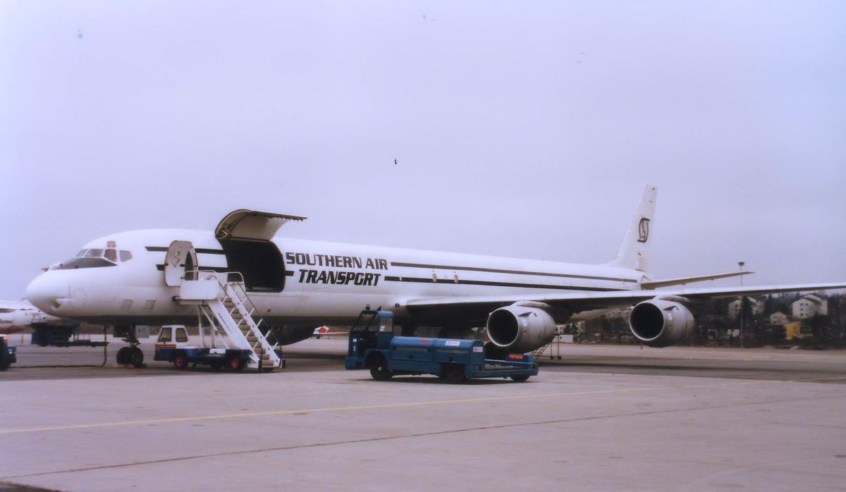 N8758J_2.jpg