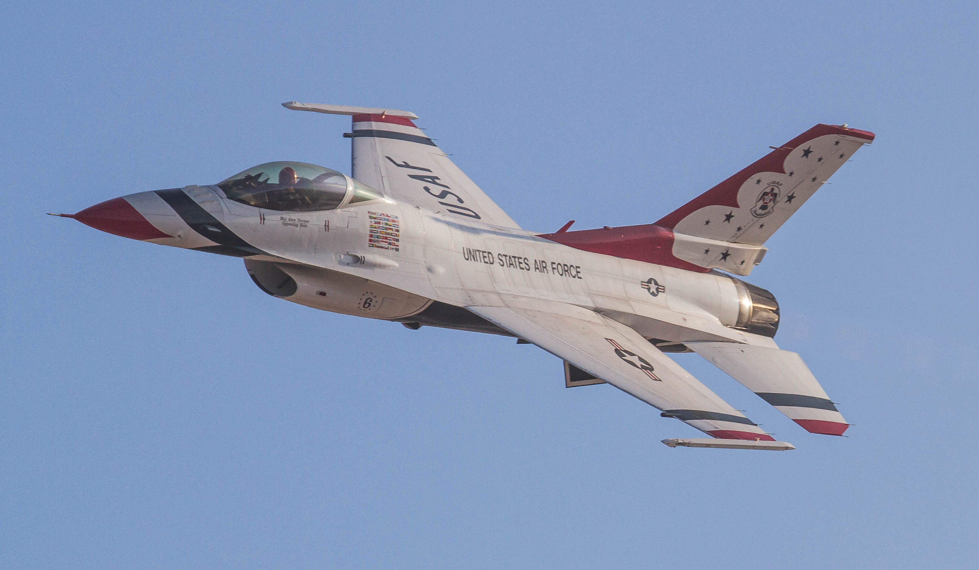 nellis118.jpg