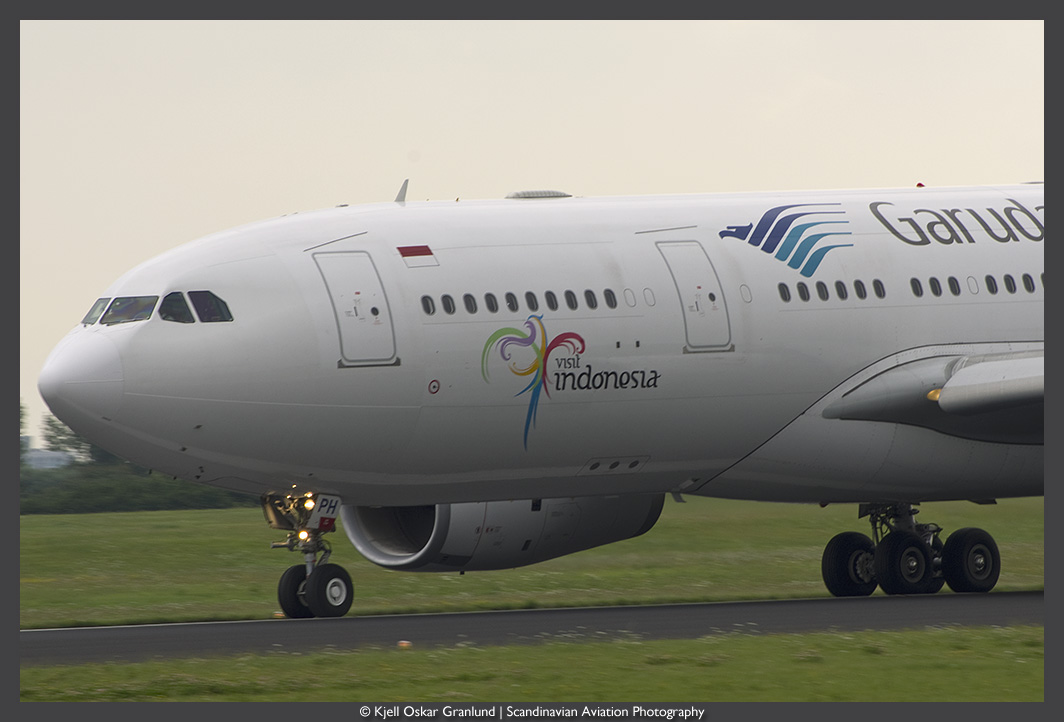 Airliner_KOG025.jpg